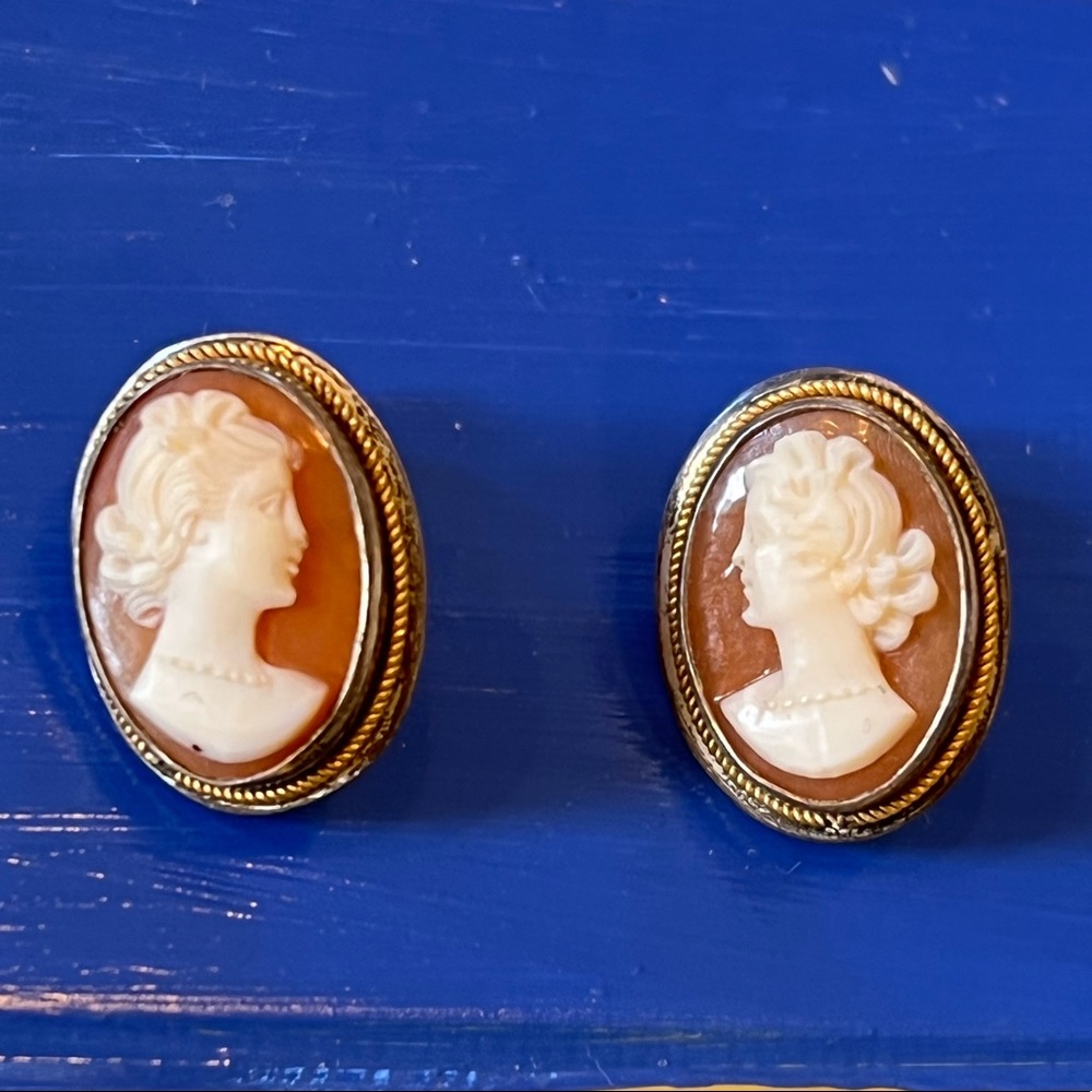 Antique Victorian sterling silver and gold cameo earrings screw back clip on